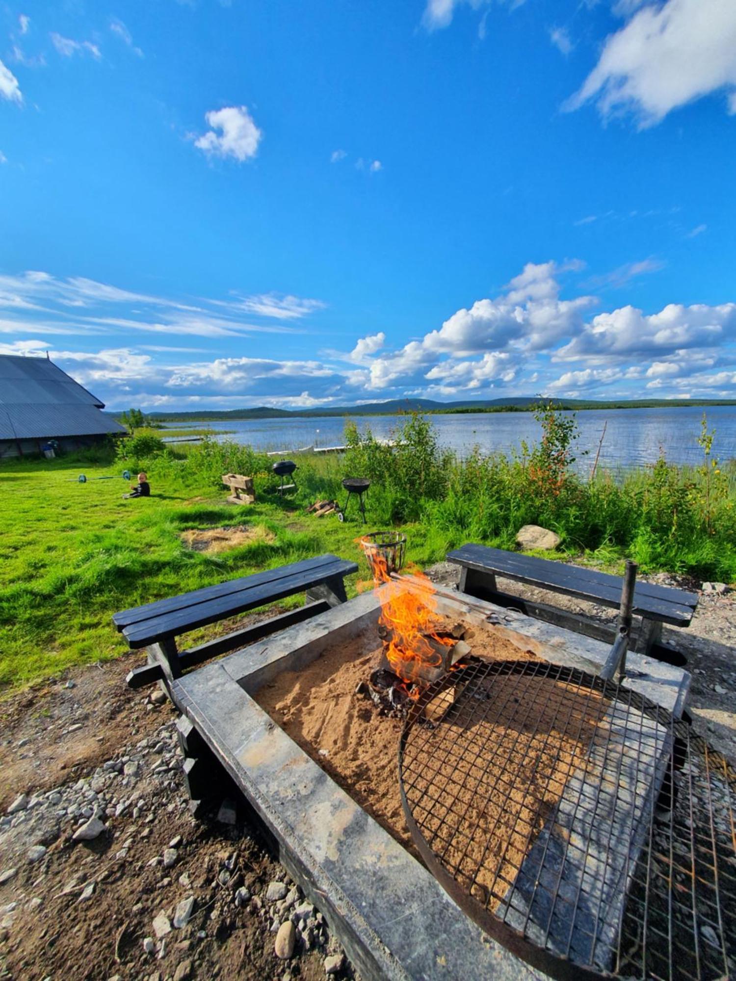 Camp Caroli Wooden Cabins Jukkasjärvi Zewnętrze zdjęcie