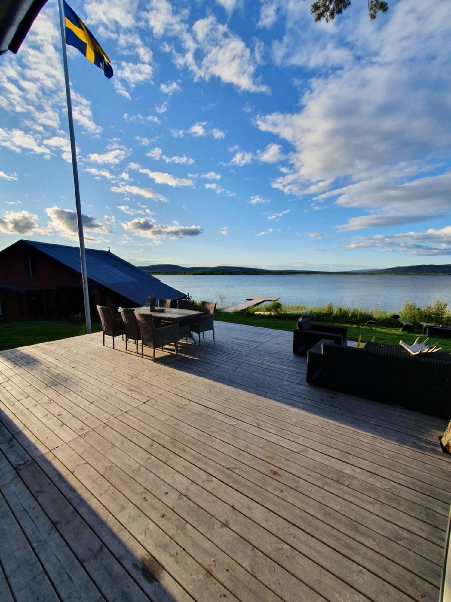 Camp Caroli Wooden Cabins Jukkasjärvi Zewnętrze zdjęcie