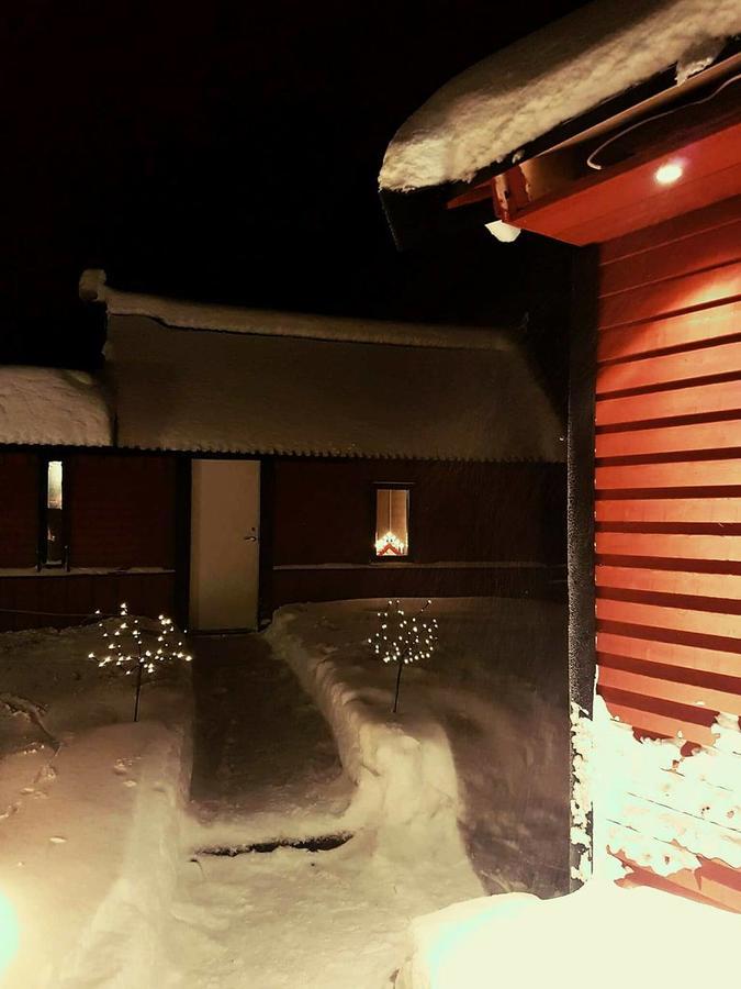 Camp Caroli Wooden Cabins Jukkasjärvi Zewnętrze zdjęcie