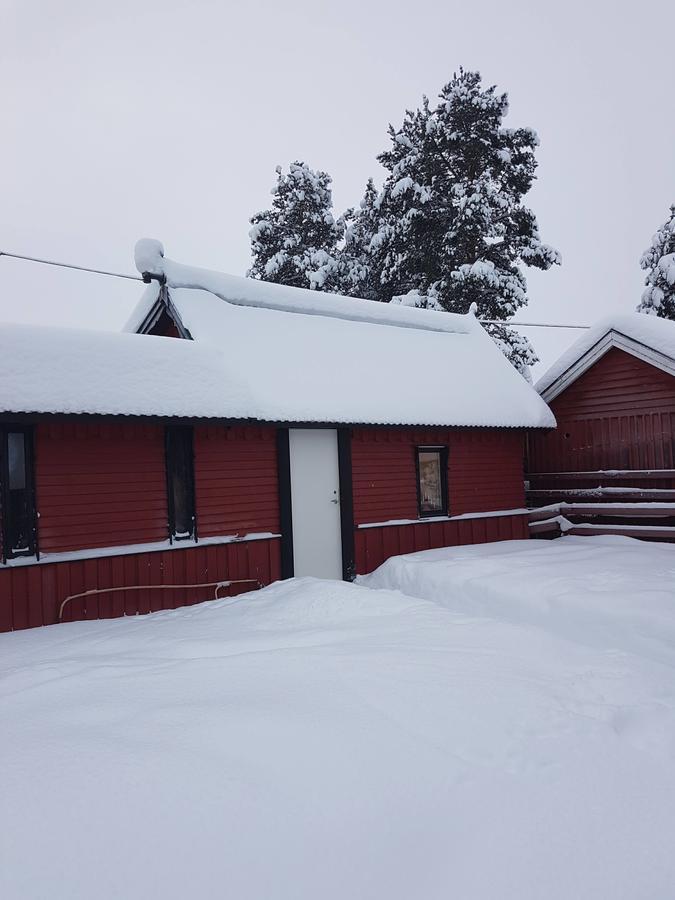 Camp Caroli Wooden Cabins Jukkasjärvi Zewnętrze zdjęcie