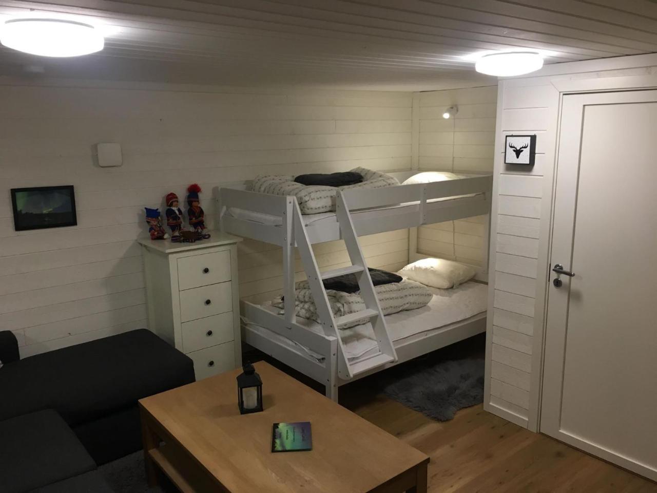 Camp Caroli Wooden Cabins Jukkasjärvi Zewnętrze zdjęcie
