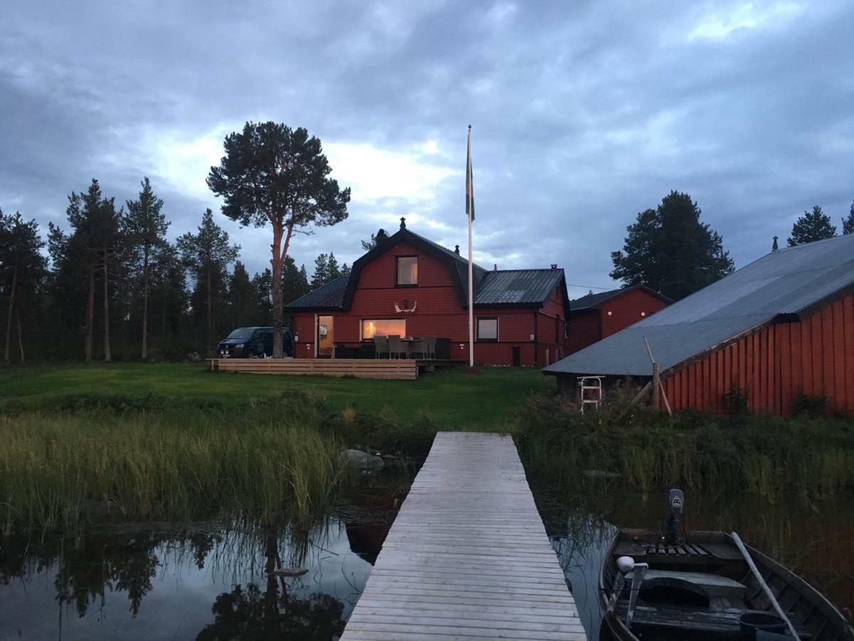 Camp Caroli Wooden Cabins Jukkasjärvi Zewnętrze zdjęcie